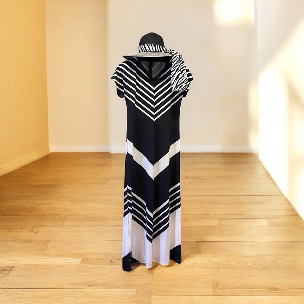 Black and White Summer Dress with Matching Hat - 2 sizes Available. Sm and Lrg